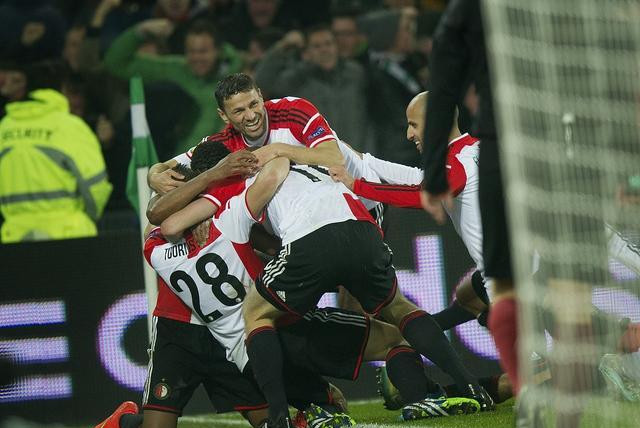 也体现在两 也体现在两