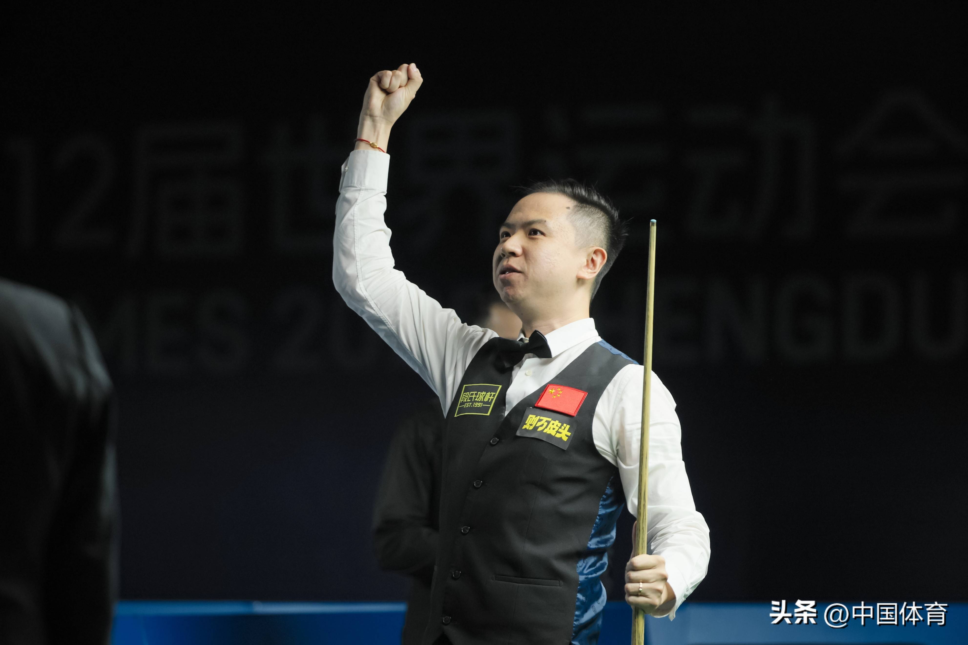 防守端的协 防守端的协